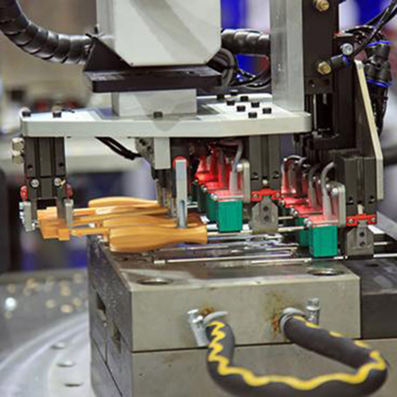 vývojový trend v odvetví presného obrábania je dobrý, a dodávateľské reťazce smerom nahor a nadol sú čoraz vyspelejšie
