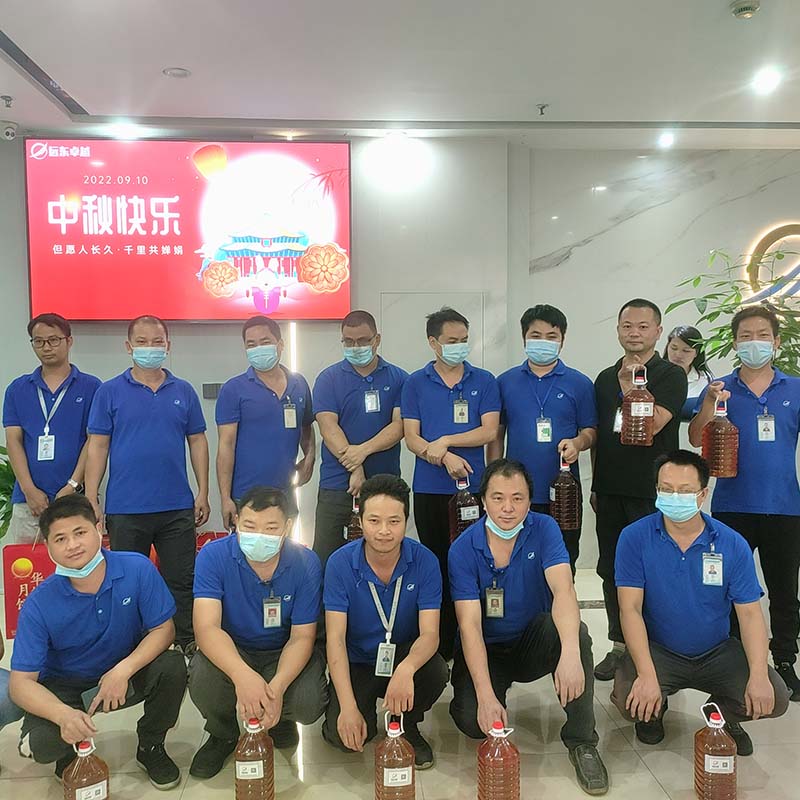 Warm Mid-Autumn Festival Far East Tech distribuuje srdečné výhody festivalu Mid-Autumn Festival ľuďom na Ďalekom východe
